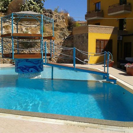 Hotel Le Palme SantʼAnna Arresi المظهر الخارجي الصورة
