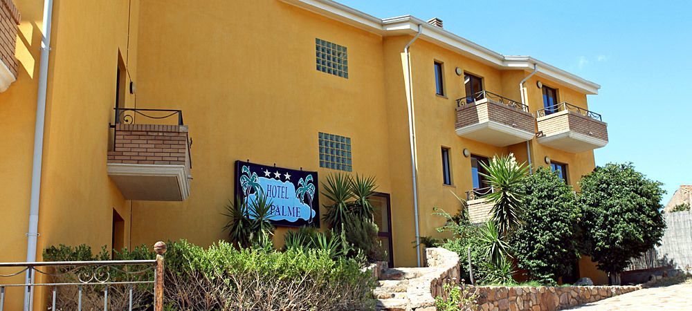 Hotel Le Palme SantʼAnna Arresi المظهر الخارجي الصورة